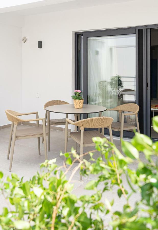 Eladia Suites 네오스마르마라스 외부 사진